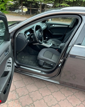 Audi A4 cena 42900 przebieg: 230000, rok produkcji 2012 z Radom małe 154